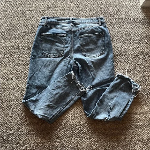 Distressed Rewash Blue Jeans - Picture 4 of 5